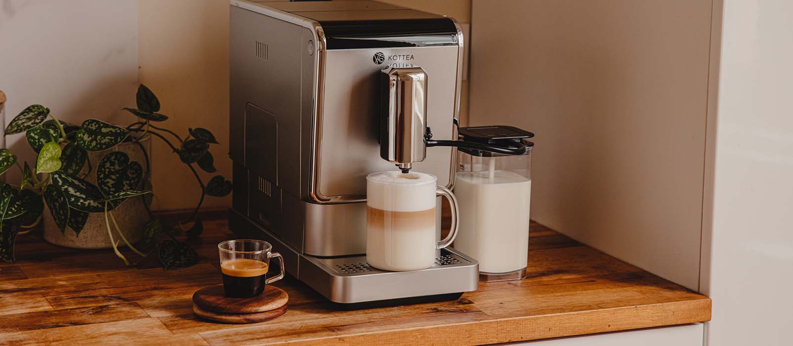 Cafetière à dosette souple pour les amateurs de café 