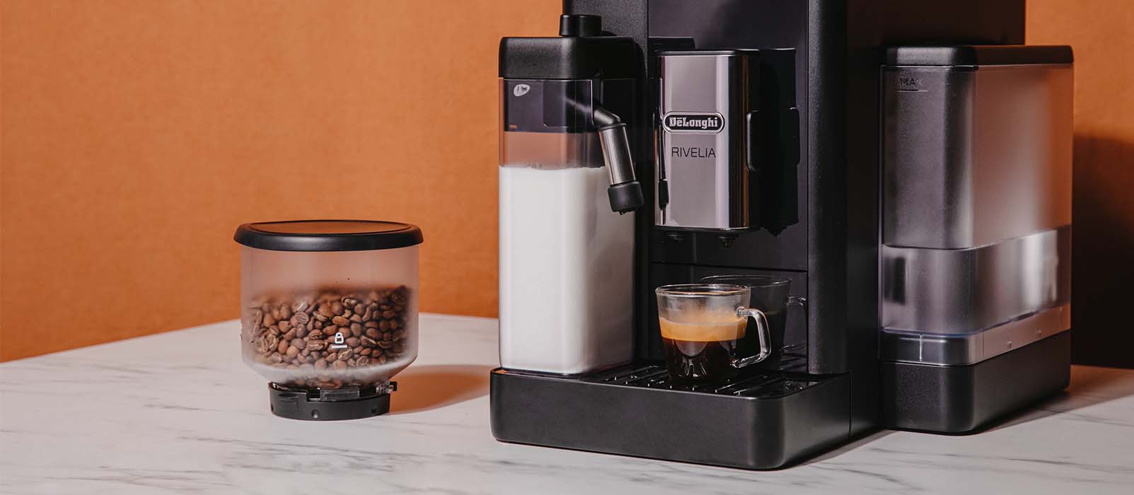 Notre avis sur la machine à café à grains De'Longhi Rivelia : et