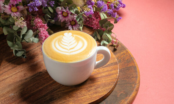 comment réaliser une tulipe en latte art