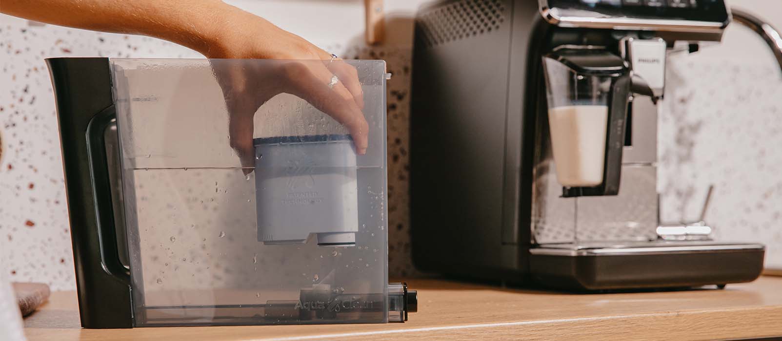 quelle machine a cafe est la plus simple d'entretien machine à café grain vs capsule