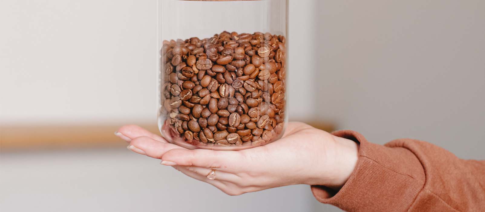 quel cafe pour machine delonghi