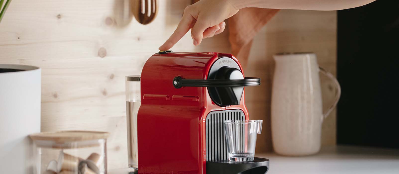 come pulire la macchina del caffè nespresso inissia