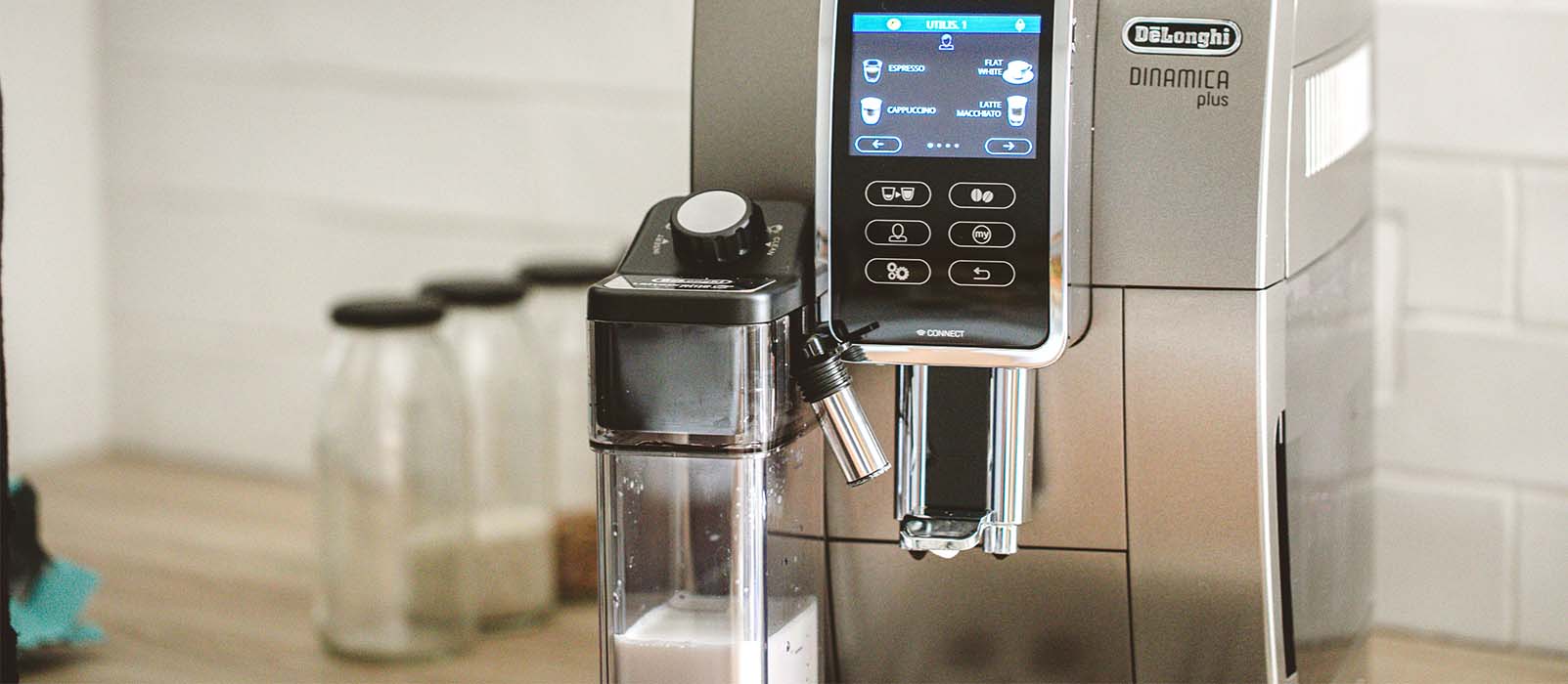 delonghi dinamica ou magnifica lait