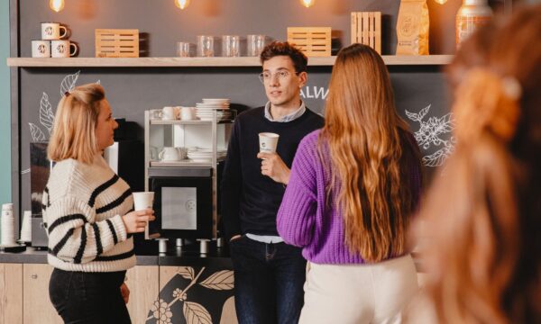 combien coûte une machine à café d'entreprise