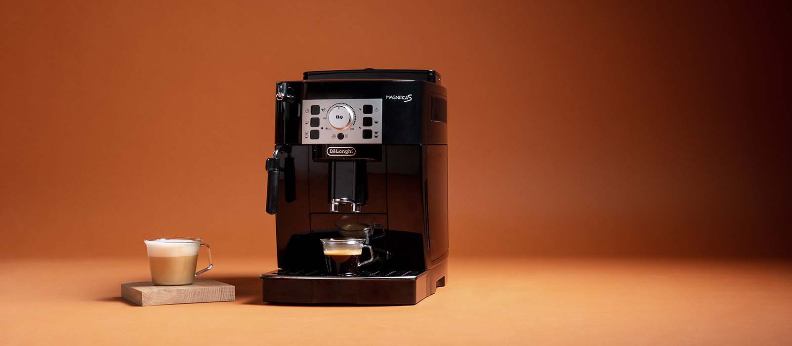 Self Cleaning Coffee Machine delonghi